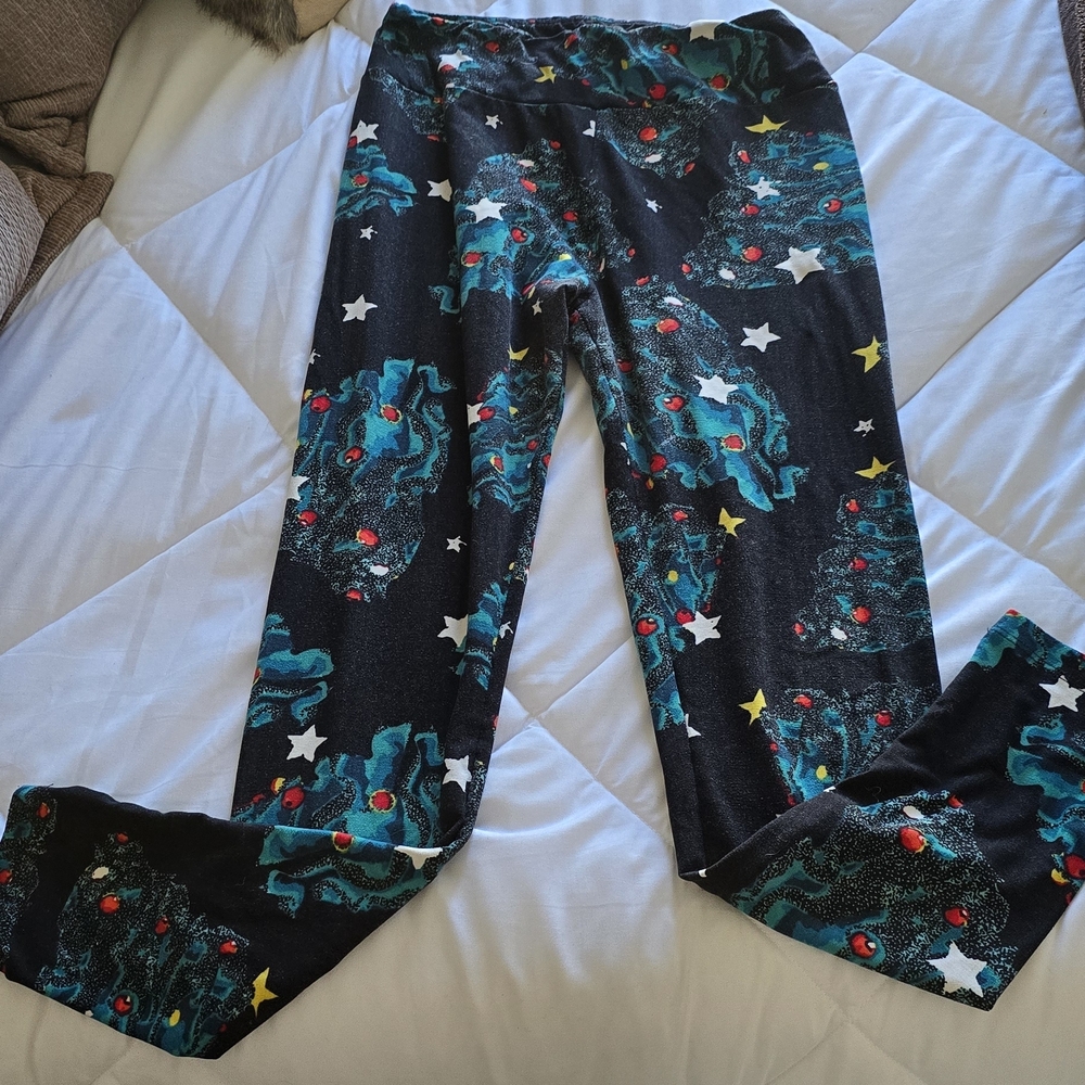 LuLaRoe Black and Teal Holiday Leggings